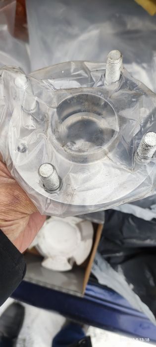 Задняя ступица Мазда 323