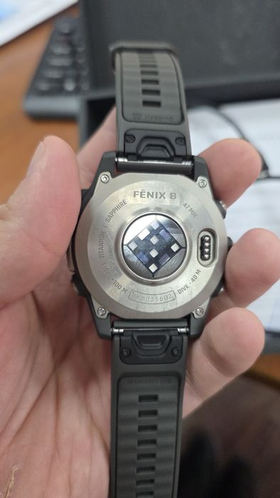 Garmin fenix 8 47mm amoled sapphire