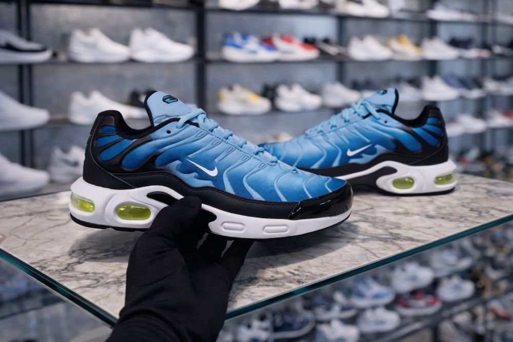 Маратонки nike нови