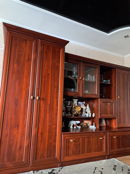 Срочно продам стенку