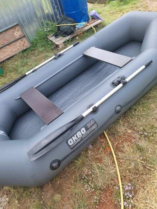Продам лодку АКВАМАСТЕР 3000