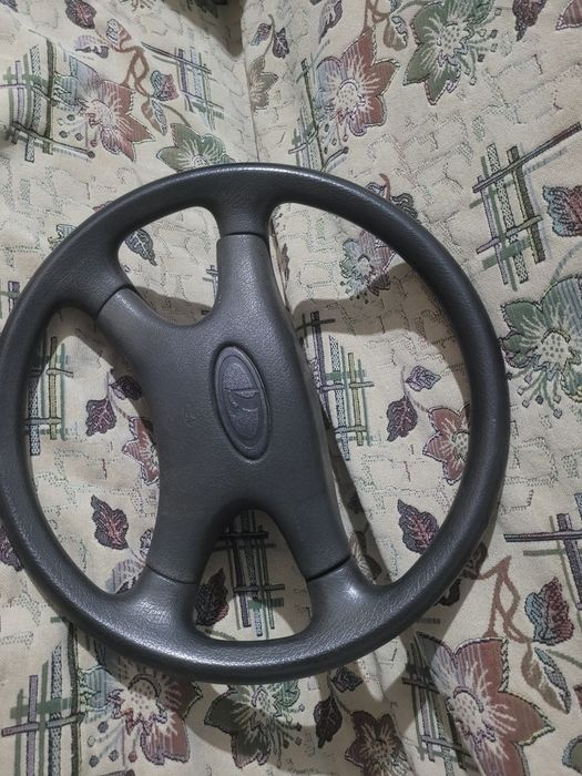 Продам руль на ниву