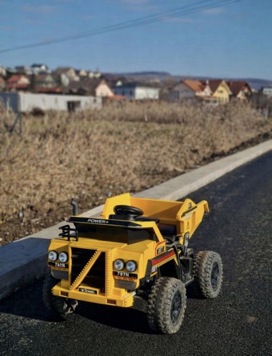 Vând  dumper electric