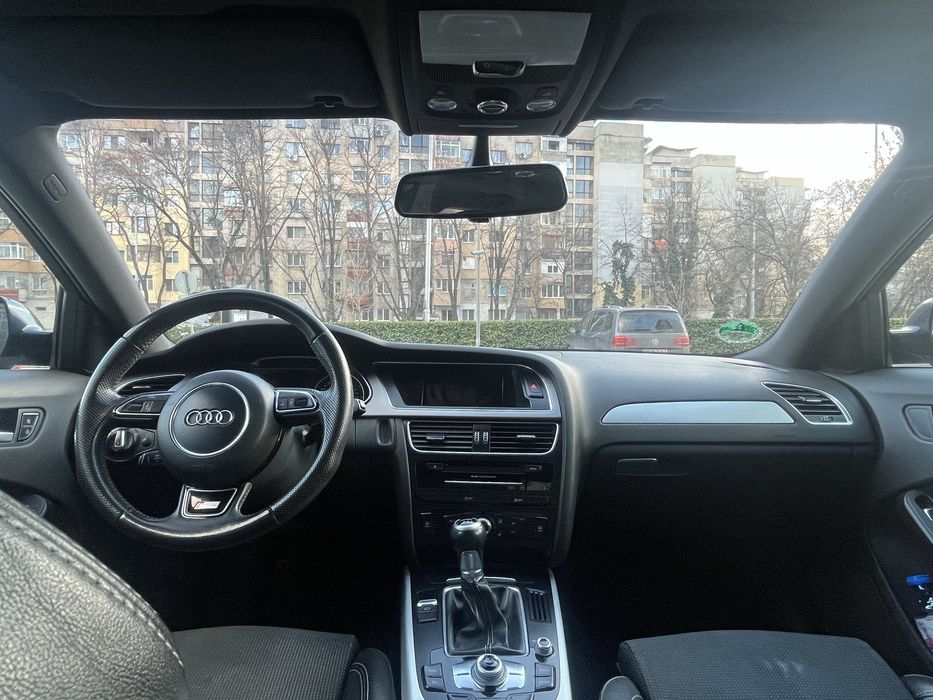 Audi A4 Avant S-LINE