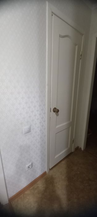 Продам   двери 2 на 60 , бу 5000 т