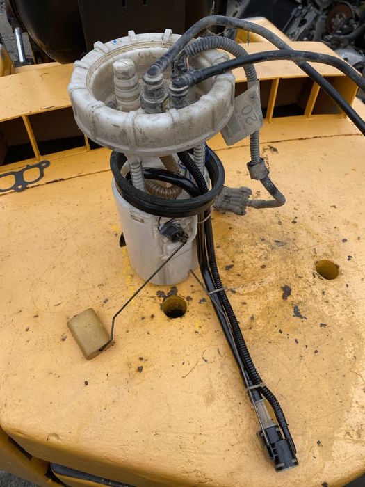 Pompa Rezervor Mercedes ML270 CDI W163 Pret 400 lei