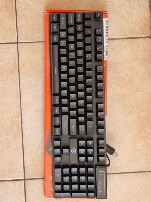 Tastatură Gaming K500, Iluminată 7 culori, feeling mecanic, la cutie