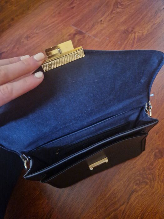 Дамска чанта с двойна дръжка