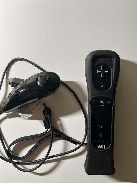 Контроллер Nintendo Wii Remote Plus (Wiimote) .Nunchuk