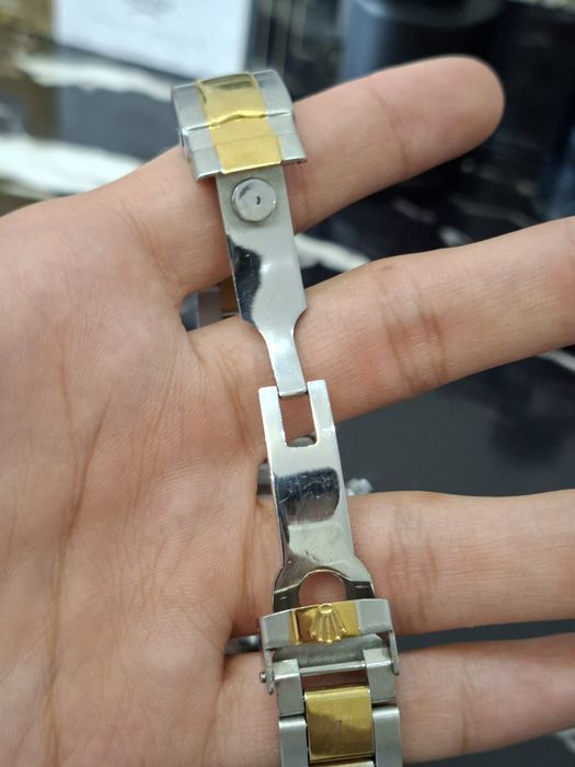 Продаются часы и один таспих