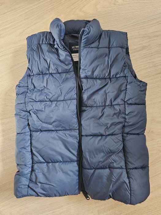 Продам жилетку на мальчика