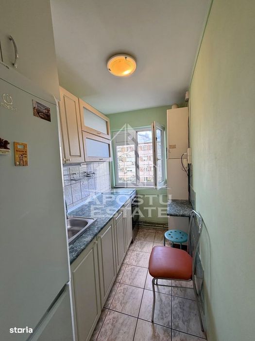 Apartament cu 3 camere de inchiriat, centrala, zona Cetatii, Timisoara