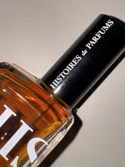 Histoires de Parfums - 1740, 1828, 7753.