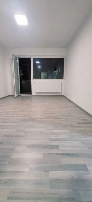 Apartament 2 camere în Simeria