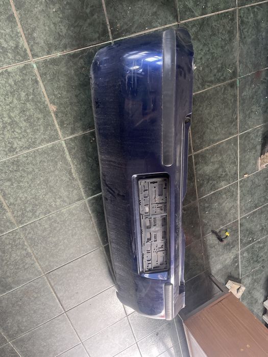 bara spate volkswagen polo 2001