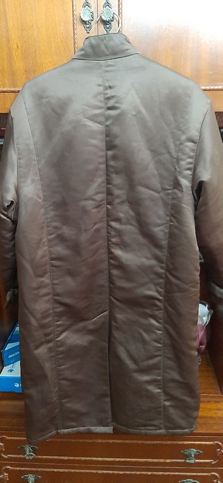 Продам мужской плащ.