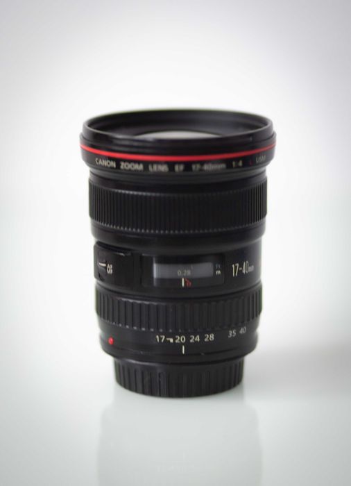 Obiectiv CANON 17 - 40 f4 L USM vand sau schimb