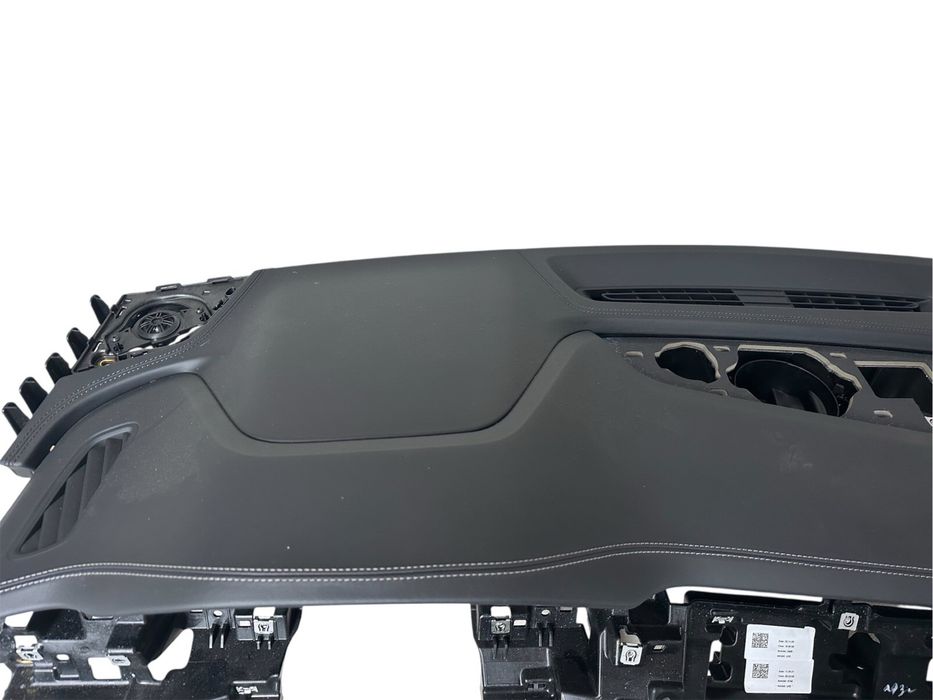 Audi Q8 /Q7 Facelift Кожено табло със еърбег 4M8857001A