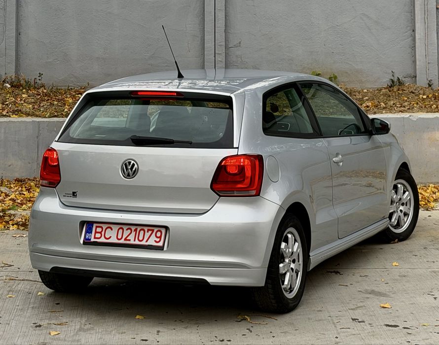 VOLKSWAGEN Polo 2012 — imagine 4