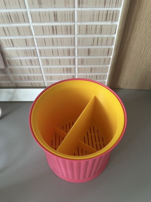 Suport modular pentru tacâmuri