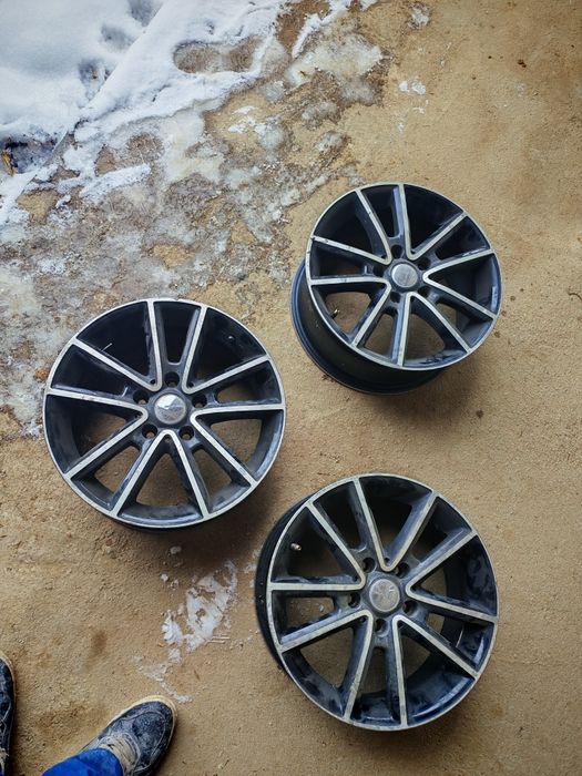 Продам титаны диски