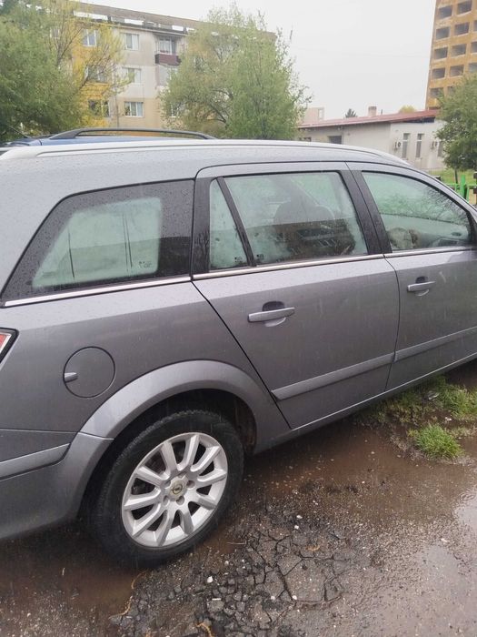 Опел Астра 1.7 тдци уникат