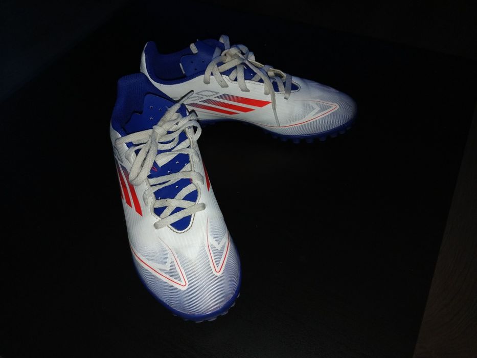 Ghete fotbal Adidas F50 nr. 37