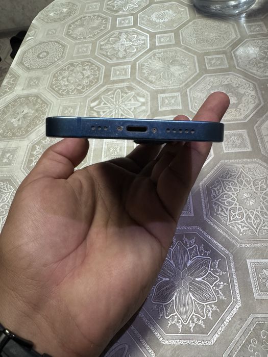 Обменяю Iphone 13 256гб
