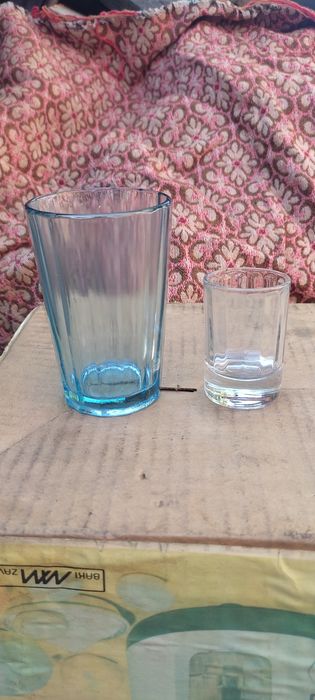 Стаканы и стопки