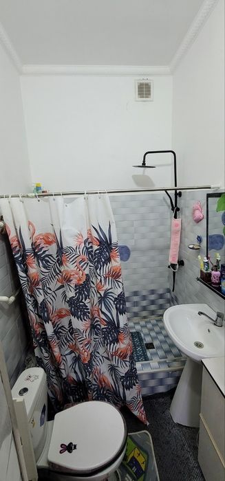 Karimbek restaranga yaqin 2xona