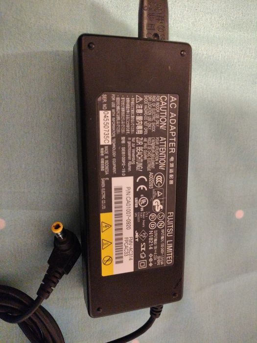 Încărcător Original Fujitsu 80W