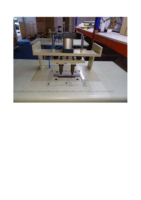 Vand masini industriale de cusut/lipit cu ultrasunete