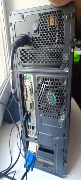 Персональный компьютер intel(R) Core i3-7100 + принтер НР1100