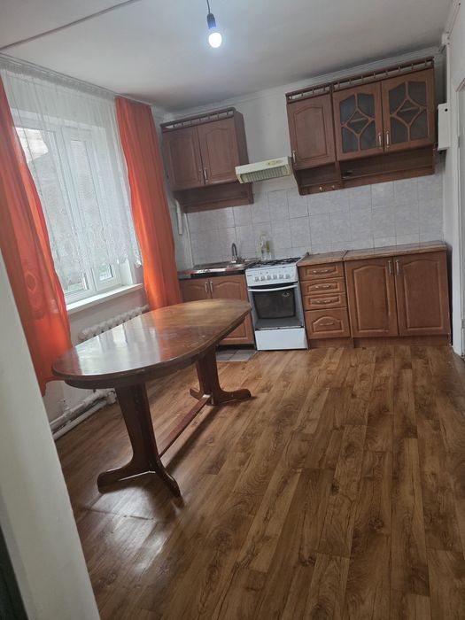 Сдаётся  пол дом