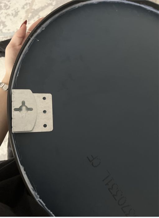 Продается зеркало настенное