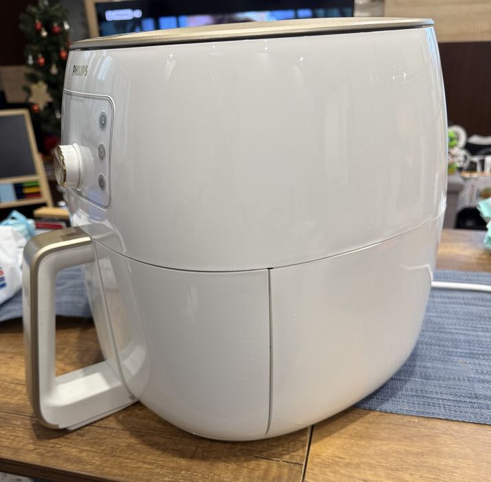 Фритюрник без мазнина Philips Airfryer XXL HD9870/20