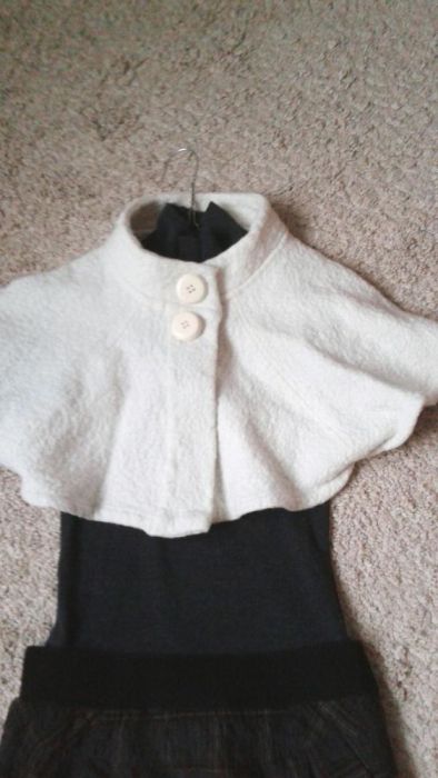 Pelerina / capa alba BSB