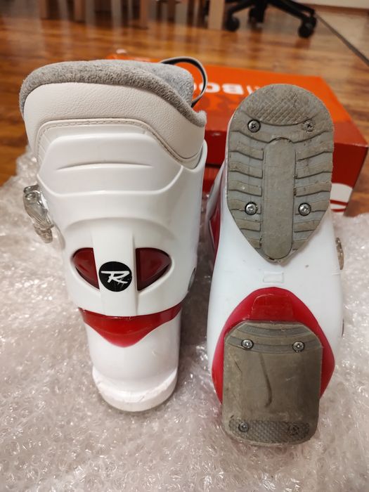 Ски обувки Rossignol Fun Girl 22.5 + каска Alpina + яке 6г+ протектор