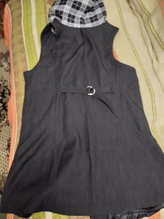 Жилетка с капюшоном подростковая