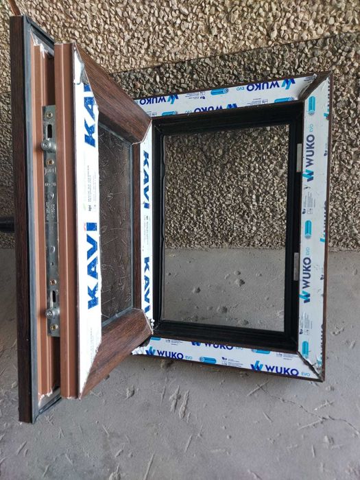 форточка пластиковая