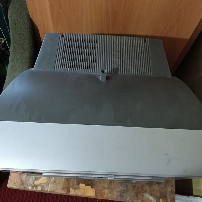 Телевизор от Samsung модель: CS-21M16MJQ