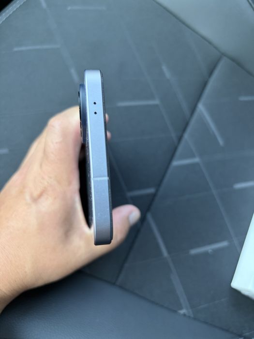 Samsung Galaxy A57 - 8/128 как новый
