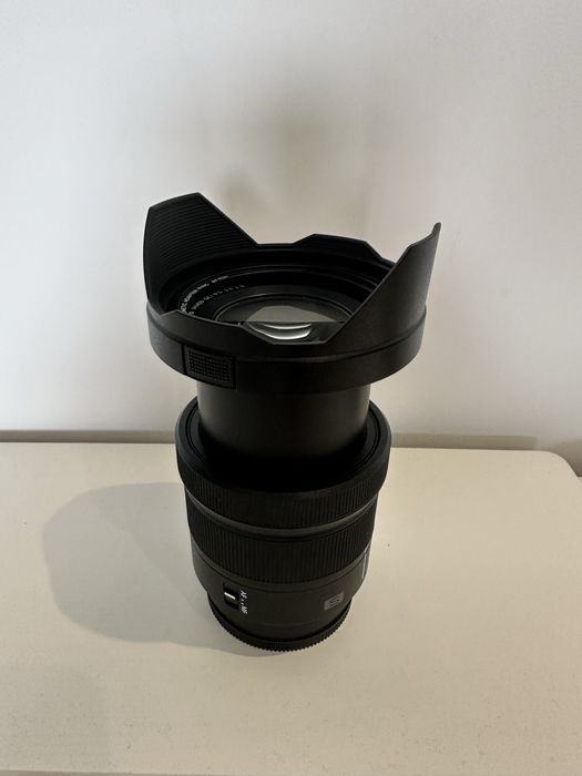 Panasonic 20-60mm f3.5-5.6 L mount Full frame