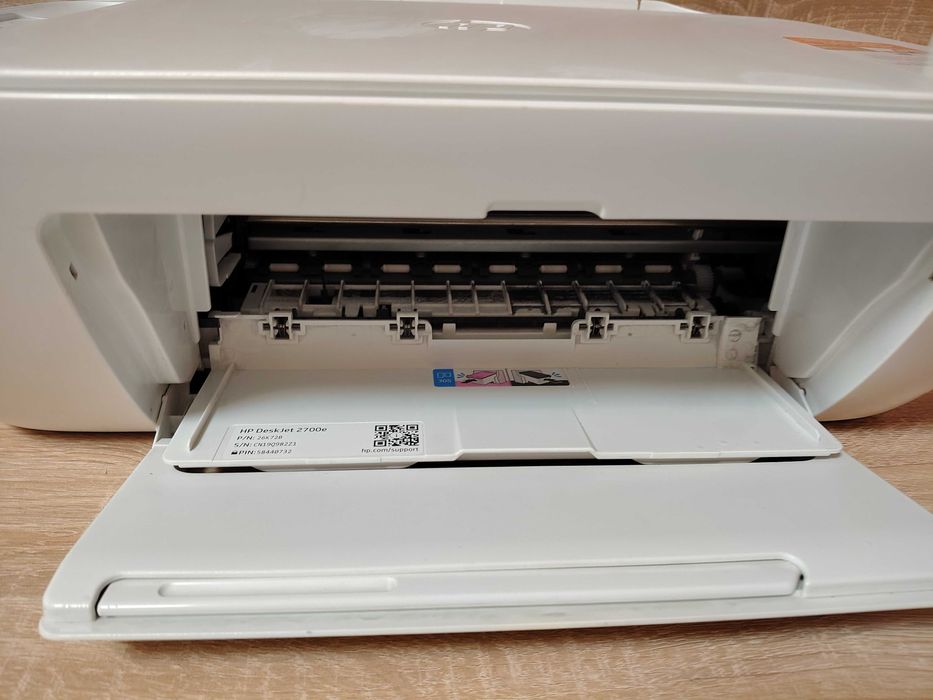 Принтер HP DeskJet 2710e