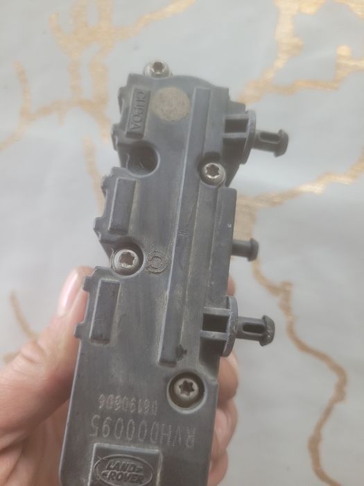 Bloc valve Land Rover Range Rover Sport 3.0 Motorina 2012, RVH000095