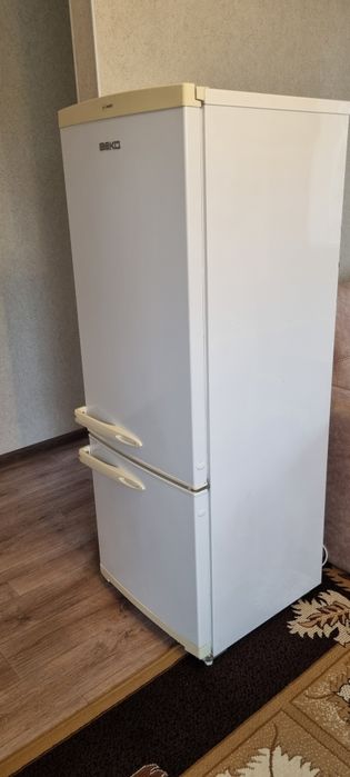 Продаю холодильник BEKO