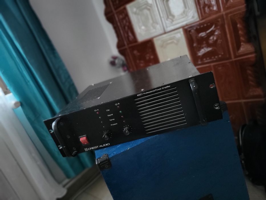 Crest Audio 4001 profesional