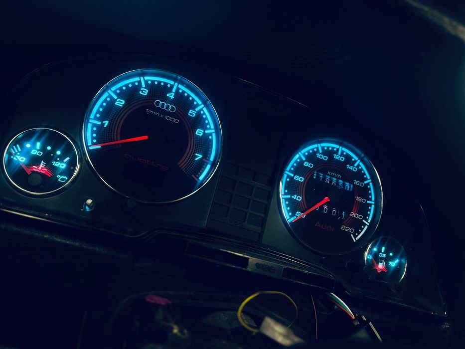 щиток ауди 80/100