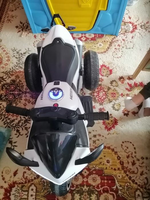 Vind lot pentru copii 0 - 5 ani