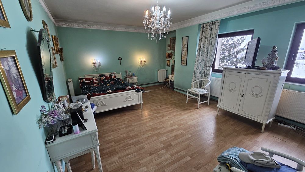Casa familialā cu teren generos. Ploiesti cartier Albert